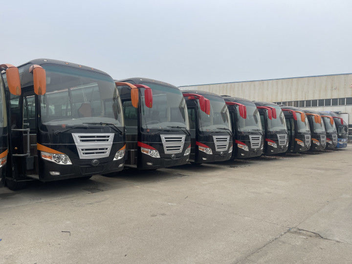 Autobuses diesel de 12 m com dimensões gerais de 12450*2550*3790mm e pneus 295/80R22.5-18PR