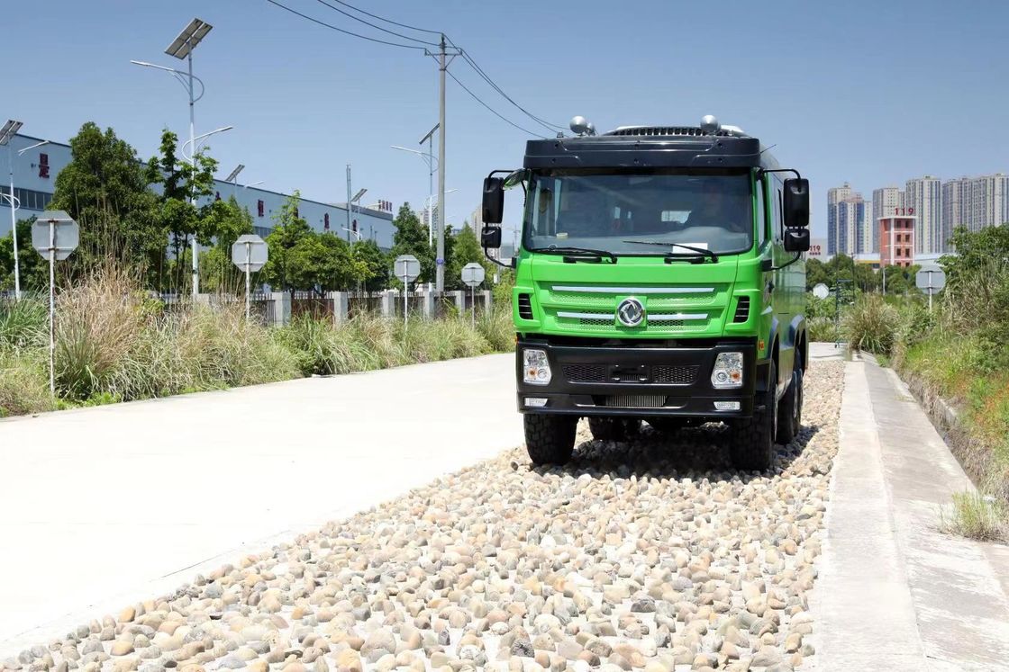 Caixa de velocidades manual de 8 velocidades e 155kw de potência 6 * 6 ônibus de passageiros do deserto para mineração em Dongfeng