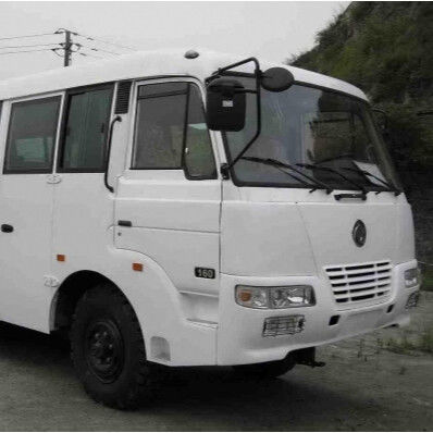 Dongfeng EQ6840PT 6x6 Luxury Off Road Bus Comprimento 8380mm Frente / traseiro 1290/2790mm