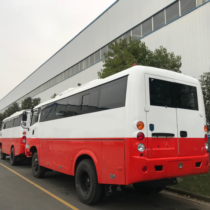 EURO 3 Diesel 4x4 Off-road Bus com massa de carga nominal de 4890 kg e capacidade de descarga de 6700 ml