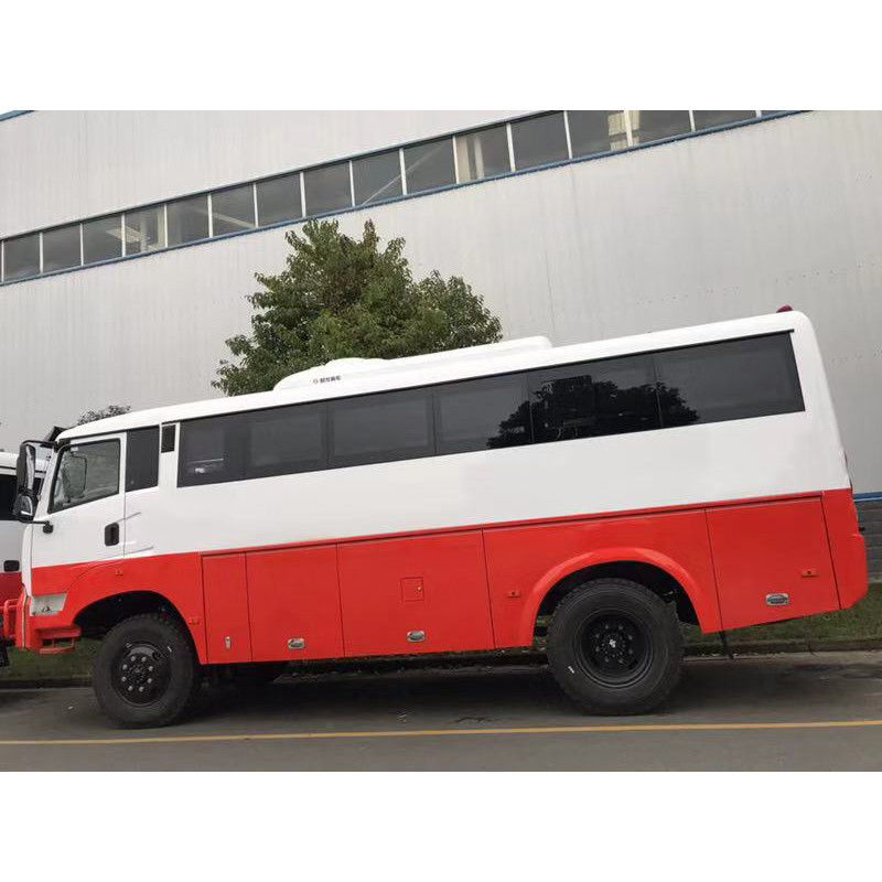 7.5 metros Motor dianteiro 29 lugares 4X4 Dongfeng Off-Road Coach Bus para o mercado de padrões