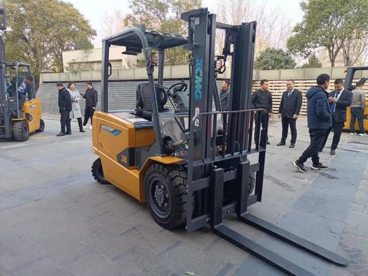 Carregadeira usada de 3,8 toneladas com bom desempenho e altura de 2540 mm a preços acessíveis