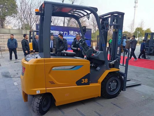 Carregadeira usada de 3,8 toneladas com bom desempenho e altura de 2540 mm a preços acessíveis