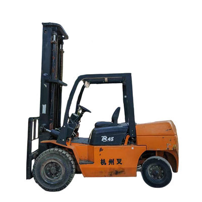4.5ton Usado em segunda mão em empilhadeira com cor original e largura 1355mm