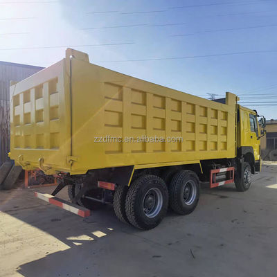 Utilizado Howo 6x4 camião de lixo 24 metros cúbicos tanque de carga comprimento 4,2-5,3m e touch screen