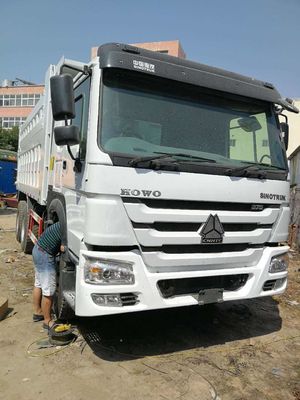 Sinotruck usado Howo 10 Roda 25 Tonelada Meter 20 Cubo Caminhão de descarga Euro 3 Manual AC